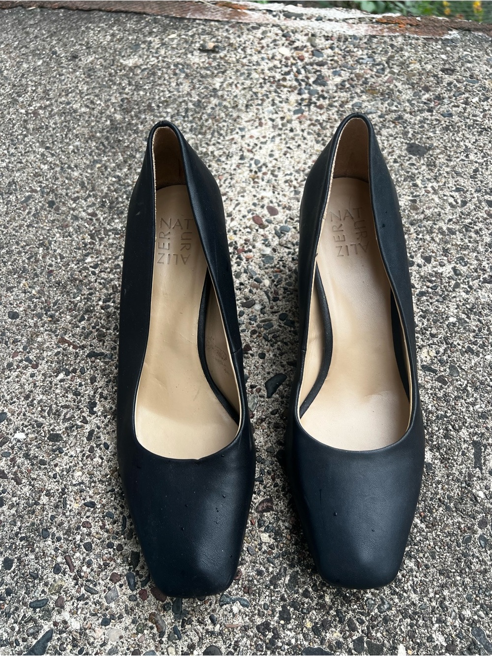 Naturalizer Black Square Toe Leather Pumps